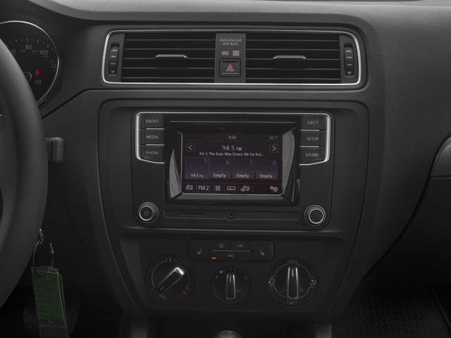 2018 Volkswagen Jetta SE Wolfsburg Edition photo 2