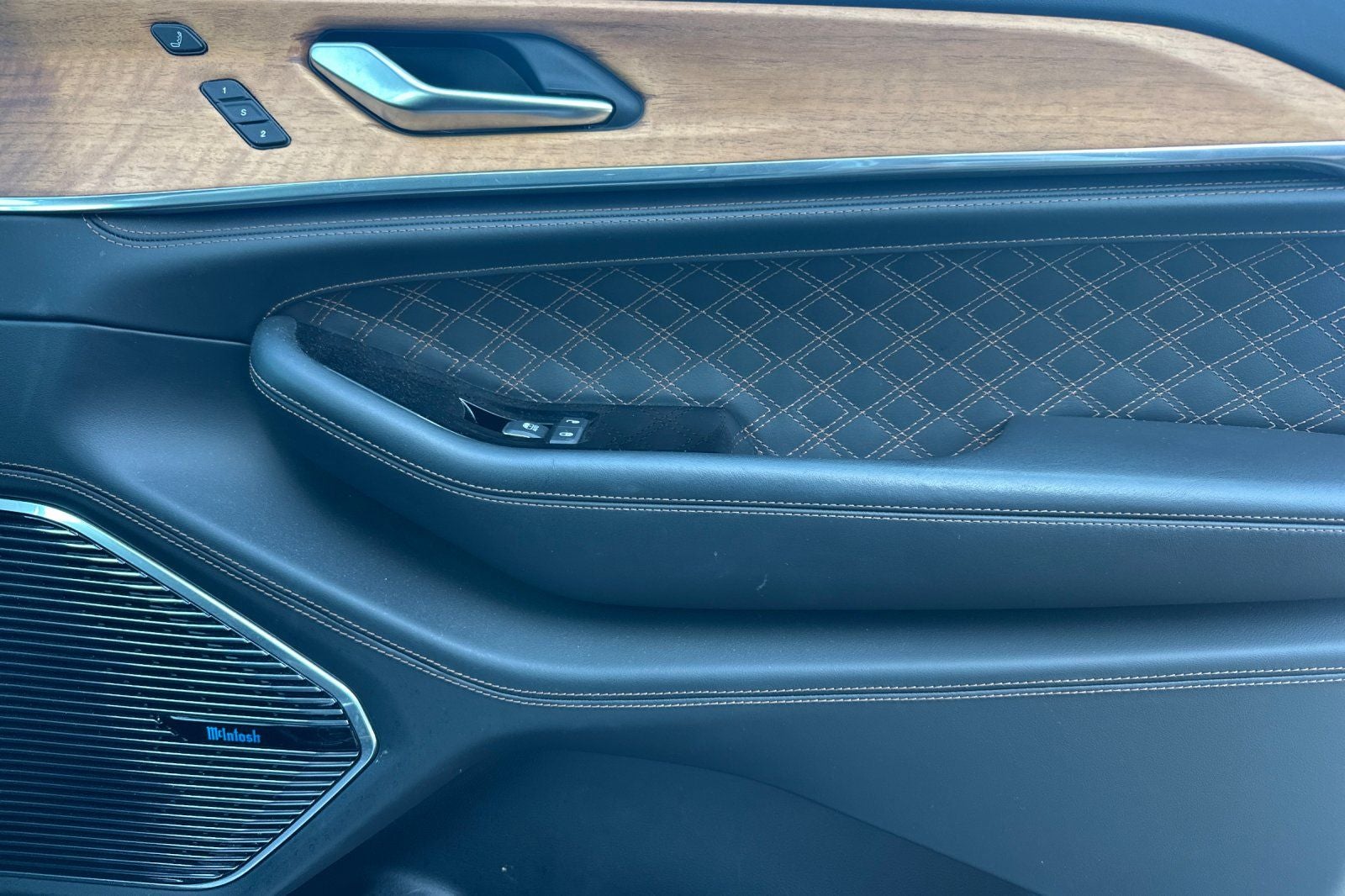 2022 Jeep Grand Cherokee L Summit