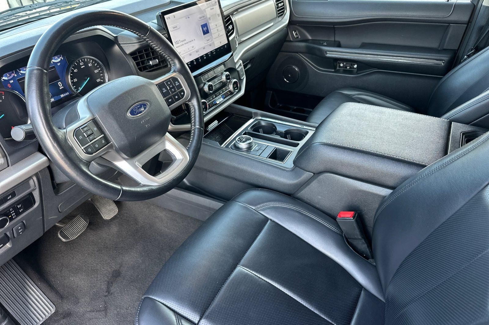 2024 Ford Expedition XLT