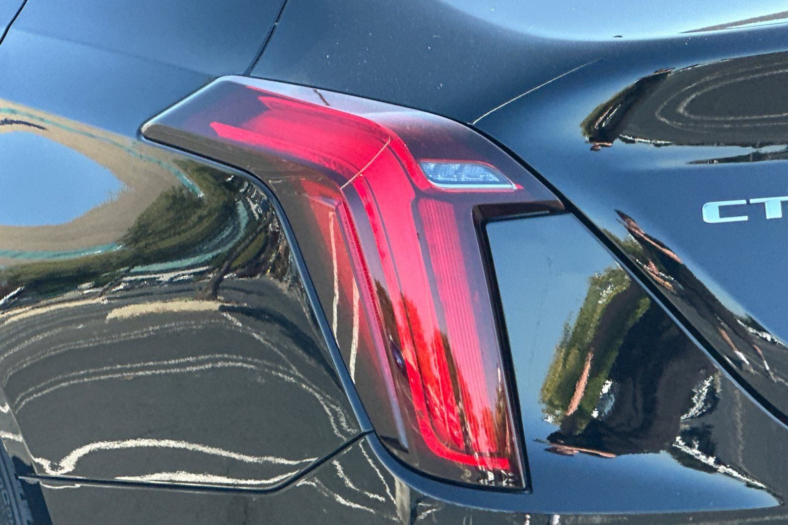 2024 Cadillac CT4 Luxury
