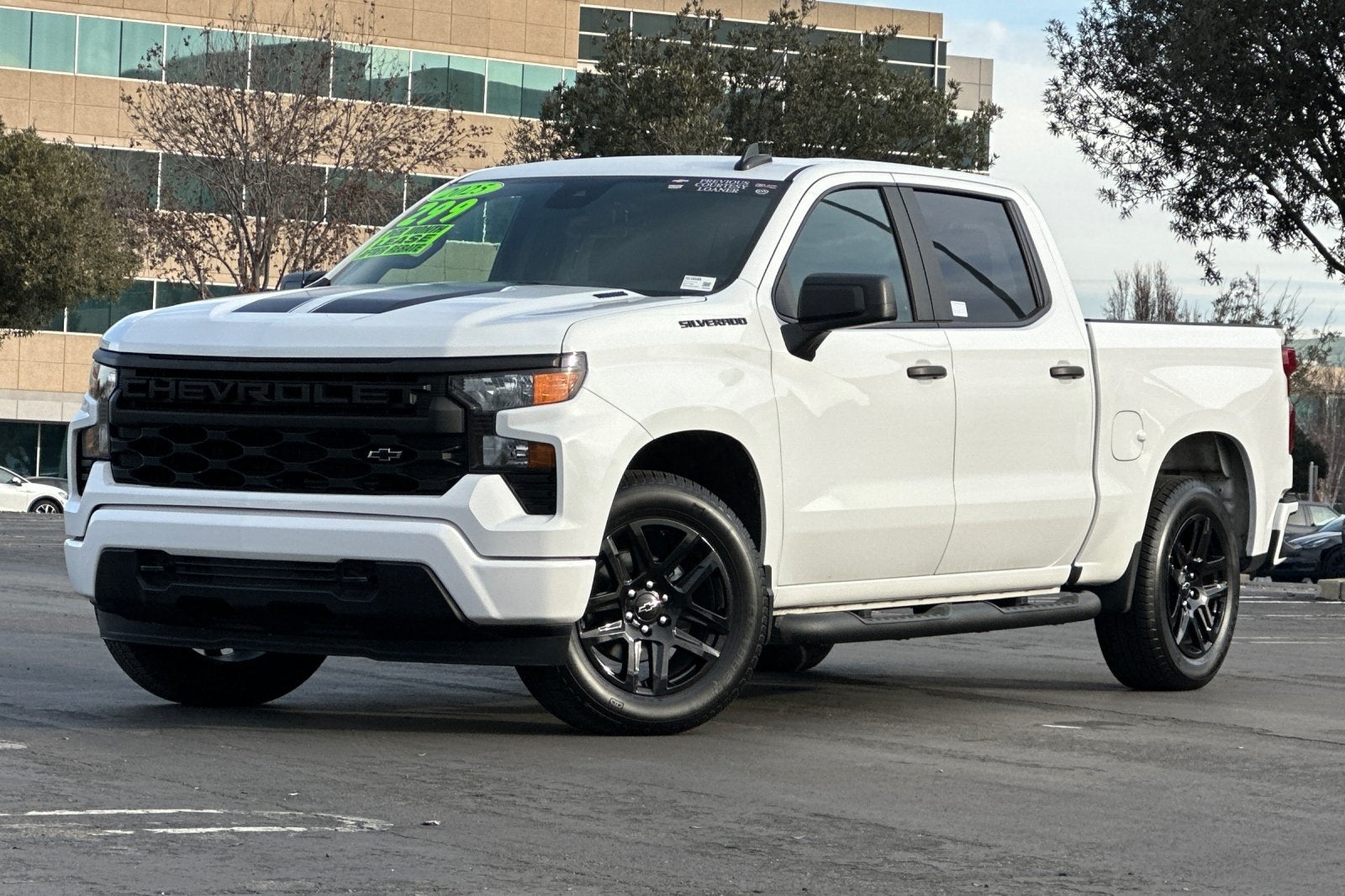 2025 Chevrolet Silverado 1500 Custom
