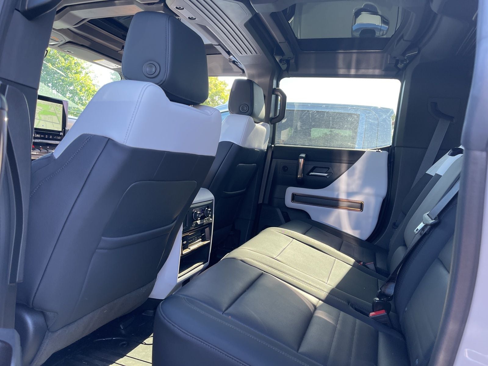 2024 GMC Hummer EV SUV 2X