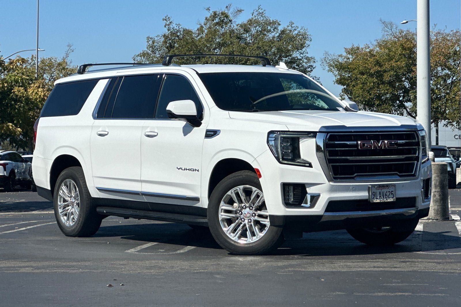 2024 GMC Yukon XL SLT