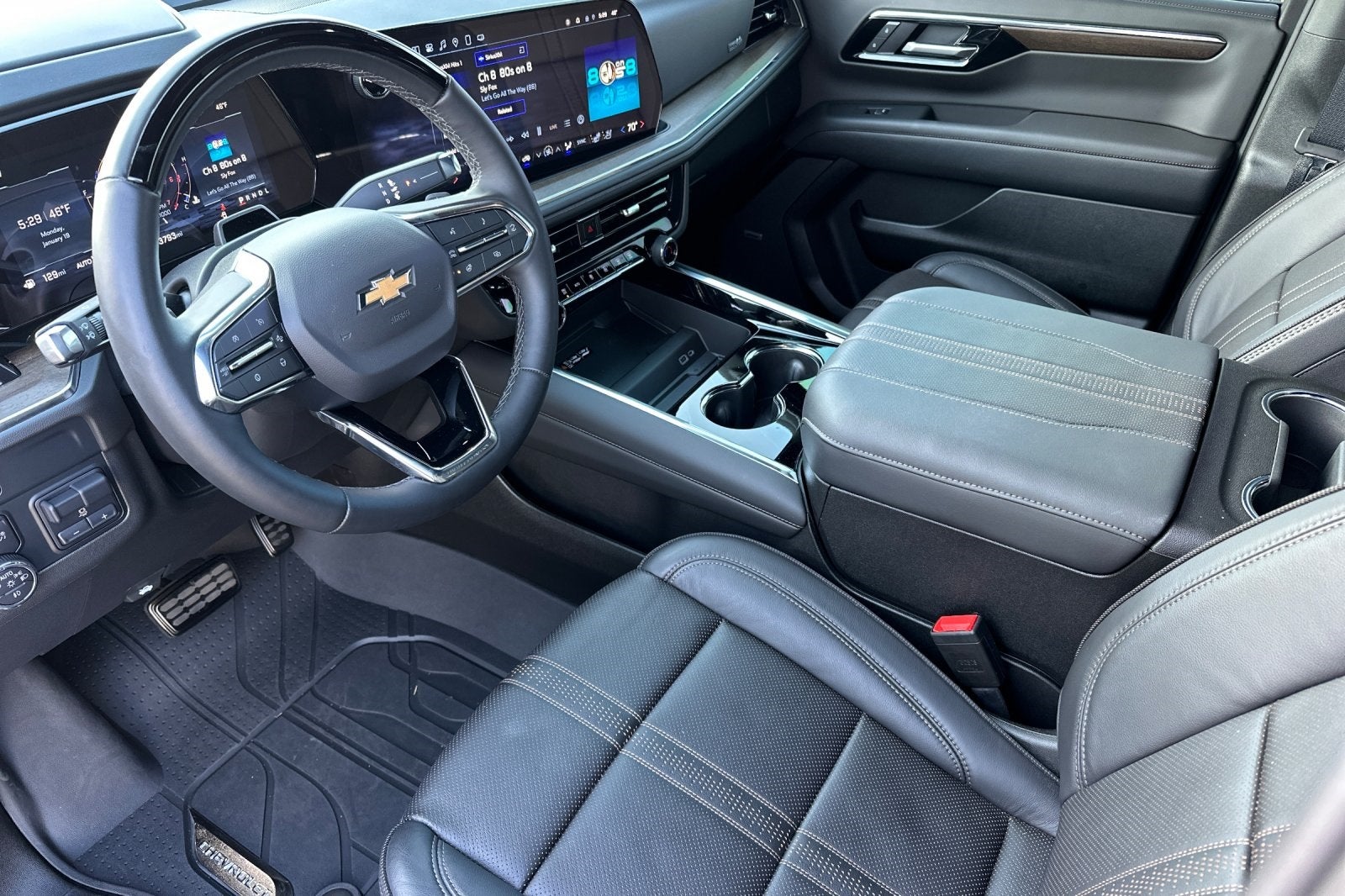 2025 Chevrolet Suburban High Country