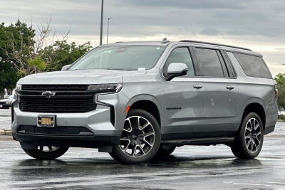 2023 Chevrolet Suburban RST