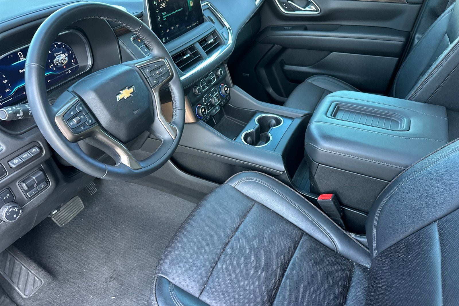 2023 Chevrolet Suburban High Country