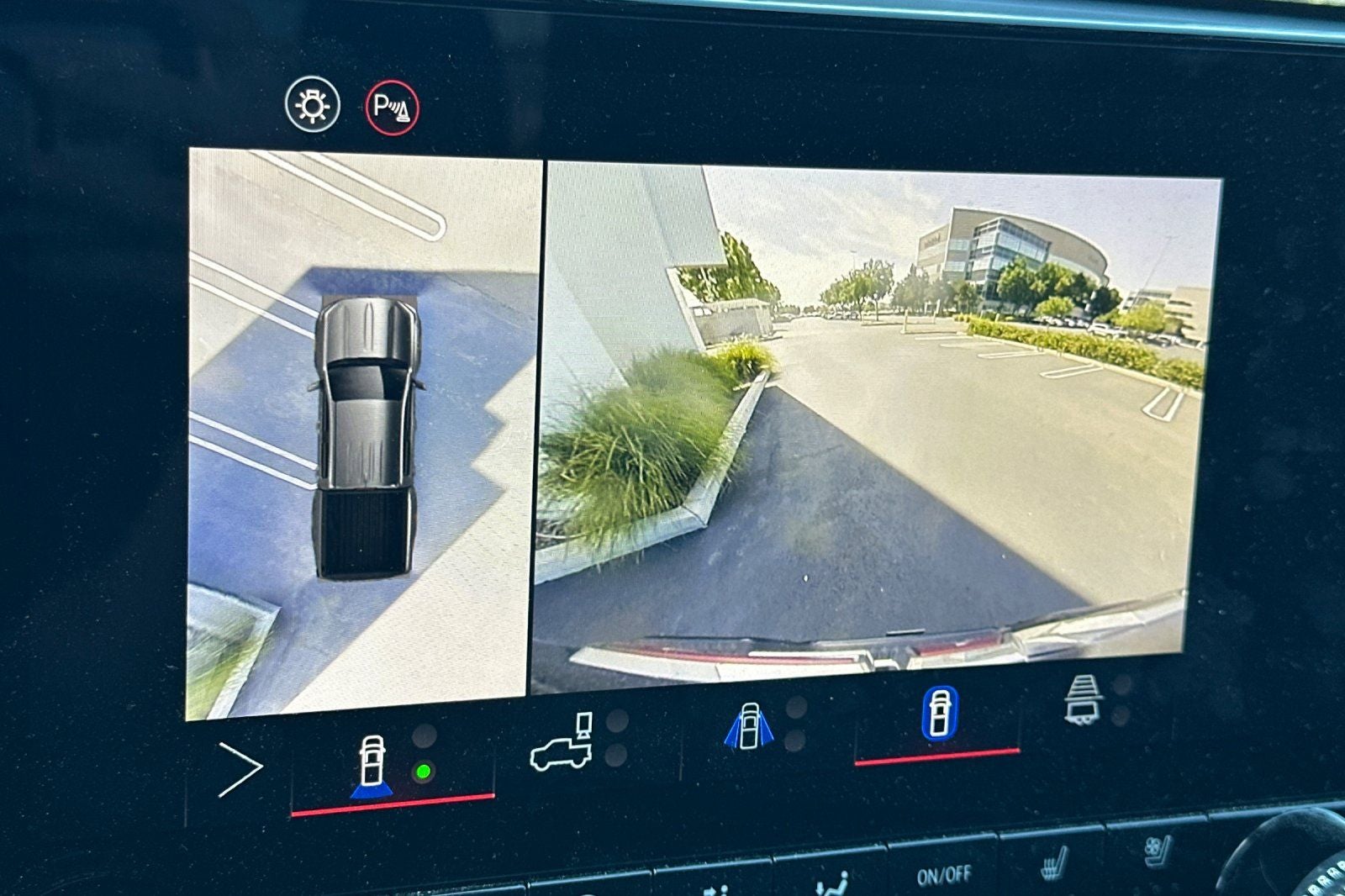 2024 GMC Canyon Denali