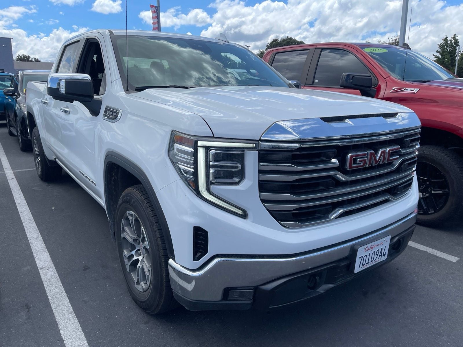 2025 GMC Sierra 1500 SLT
