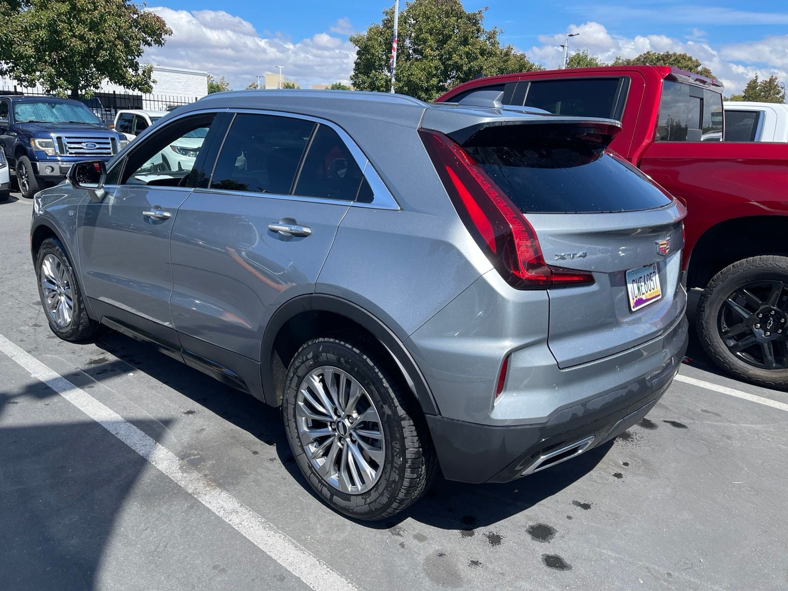 2025 Cadillac XT4 Premium Luxury