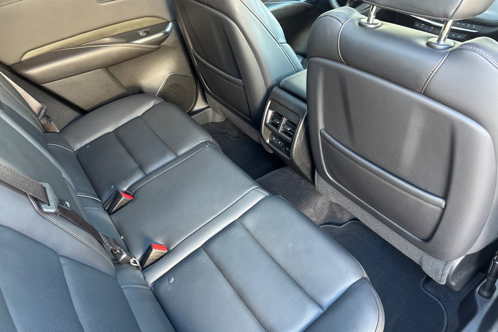 2022 Cadillac XT4 Sport