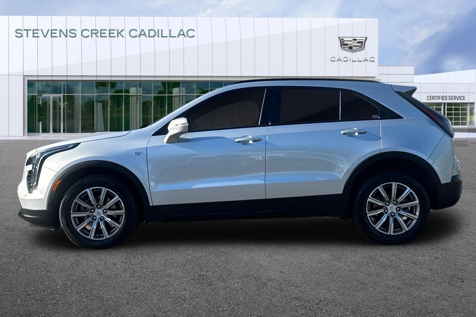 2022 Cadillac XT4 Sport