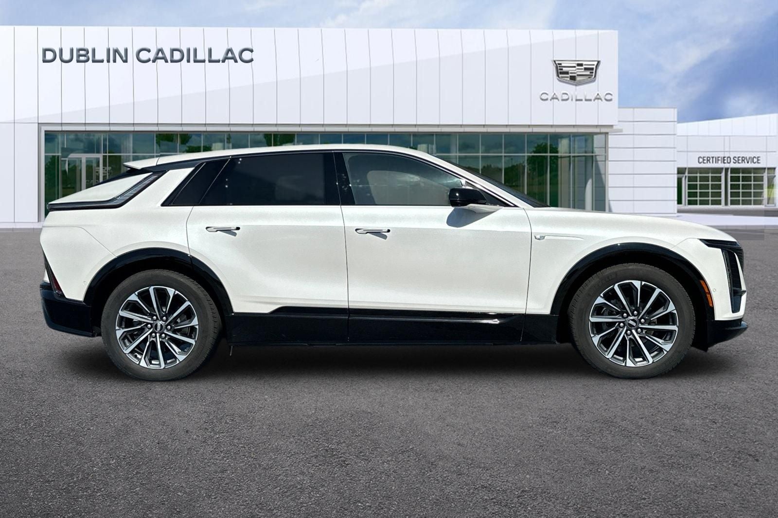 2024 Cadillac LYRIQ Sport