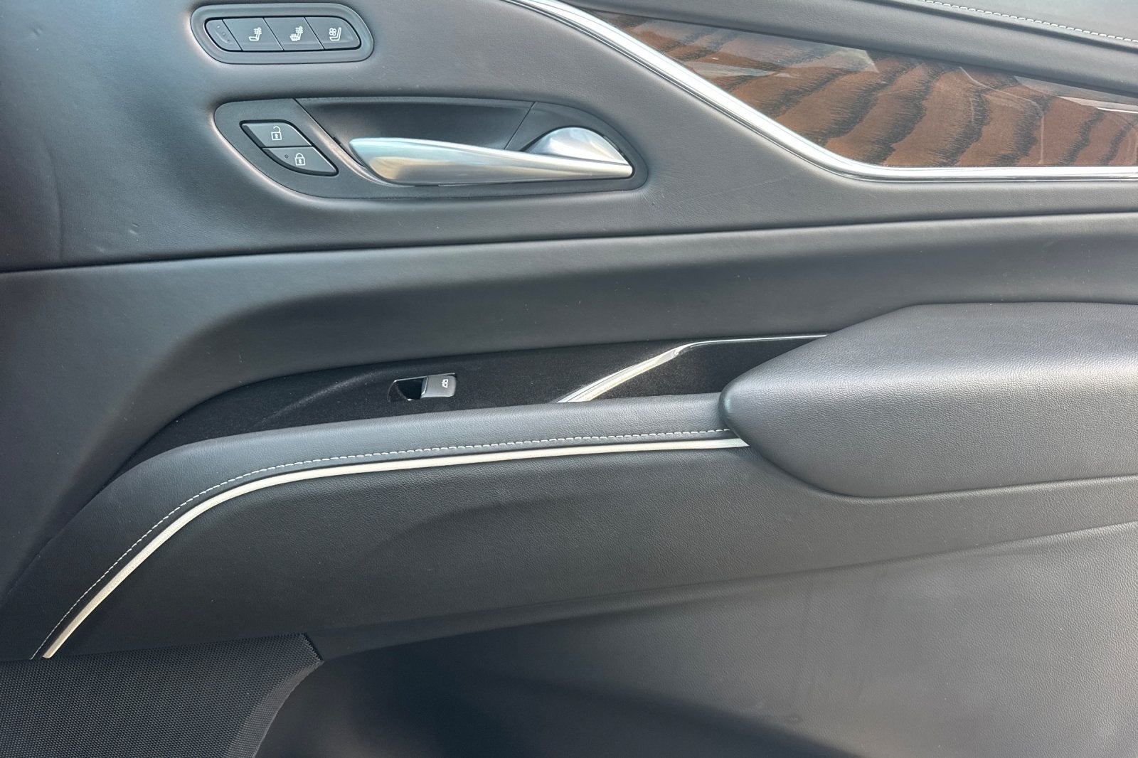 2024 Cadillac Escalade ESV Premium Luxury Platinum