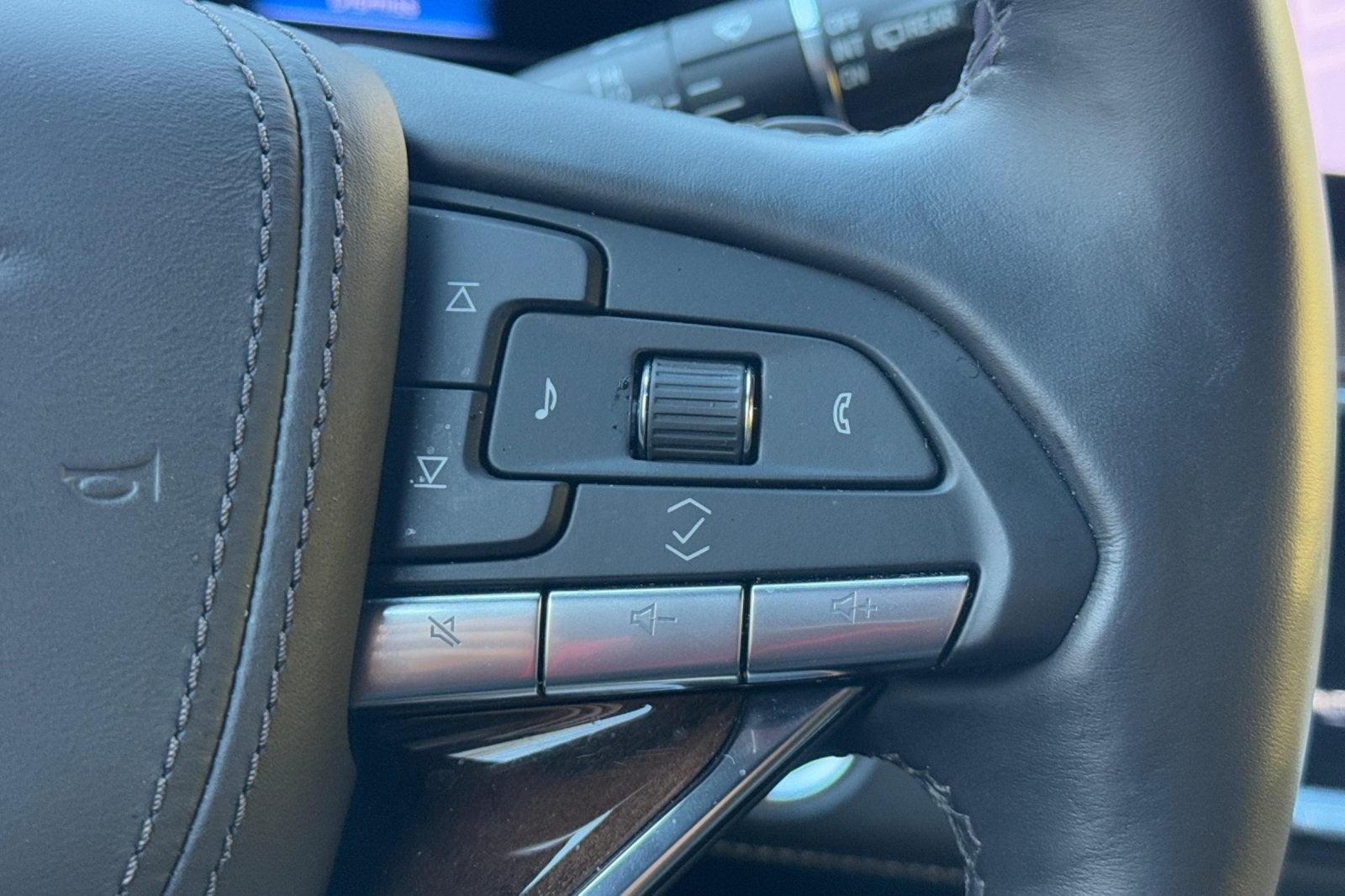 2024 Cadillac Escalade ESV Premium Luxury Platinum