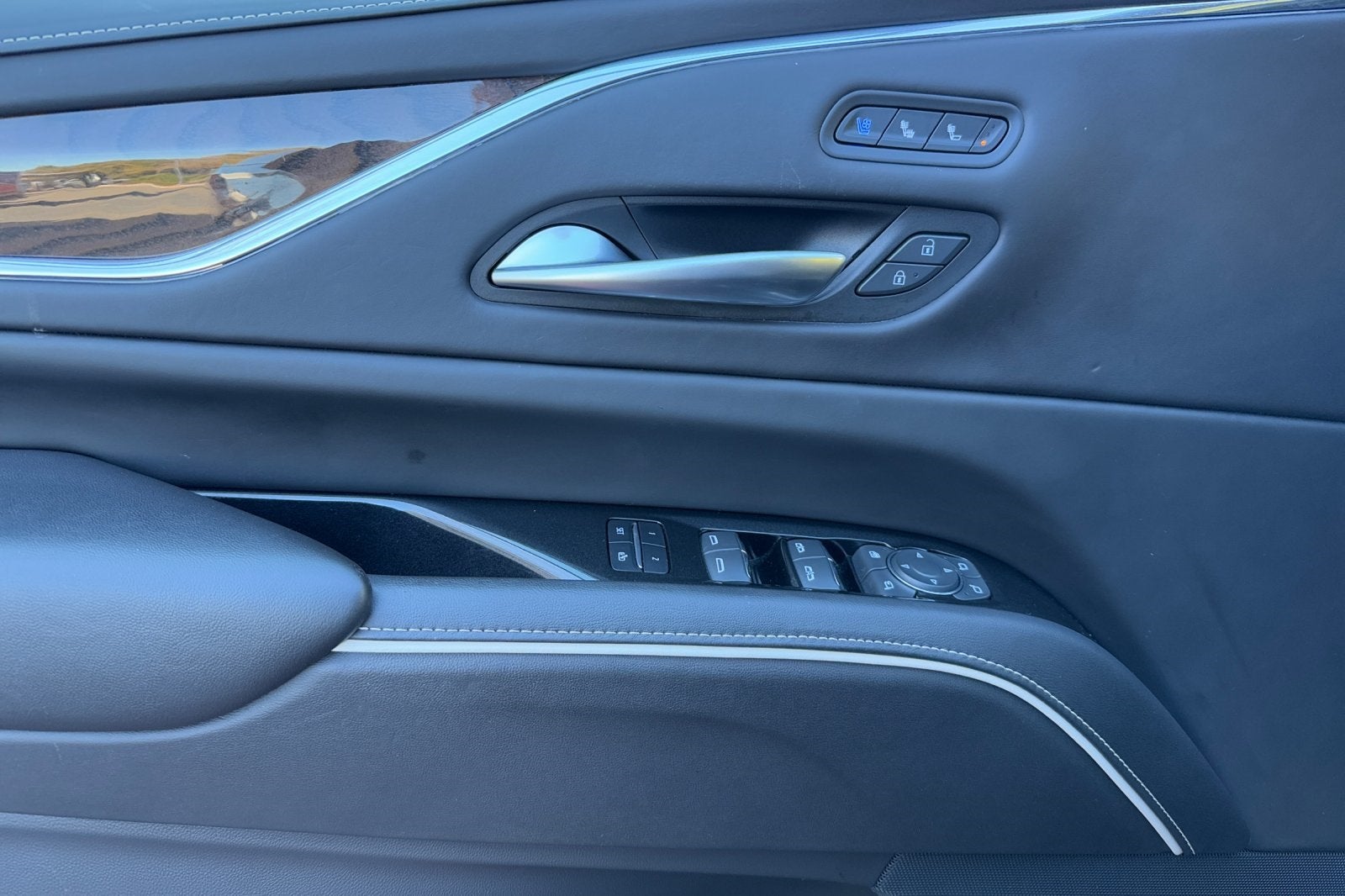 2024 Cadillac Escalade ESV Premium Luxury Platinum