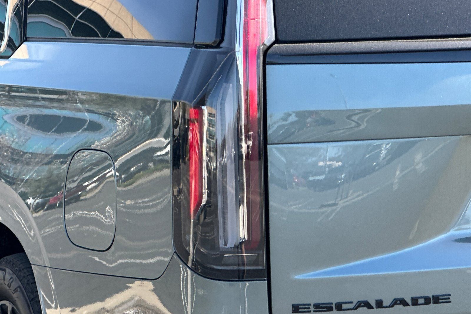 2023 Cadillac Escalade ESV Sport