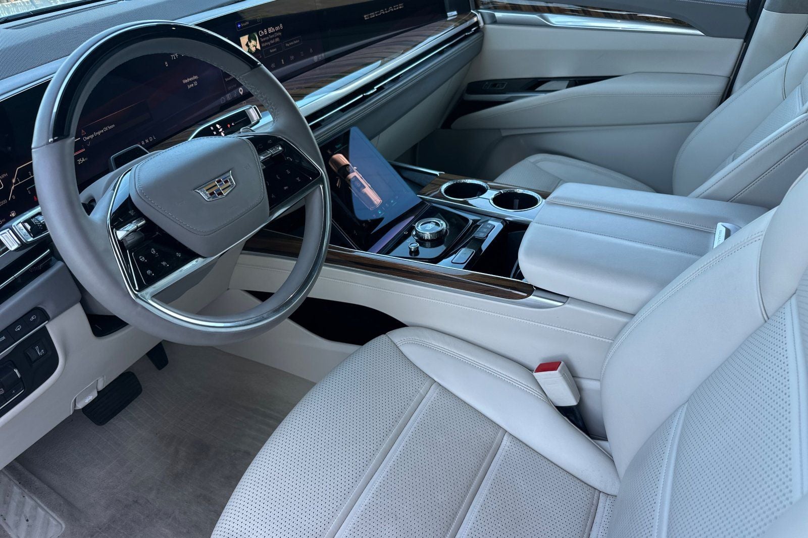 2025 Cadillac Escalade ESV Premium Luxury Platinum