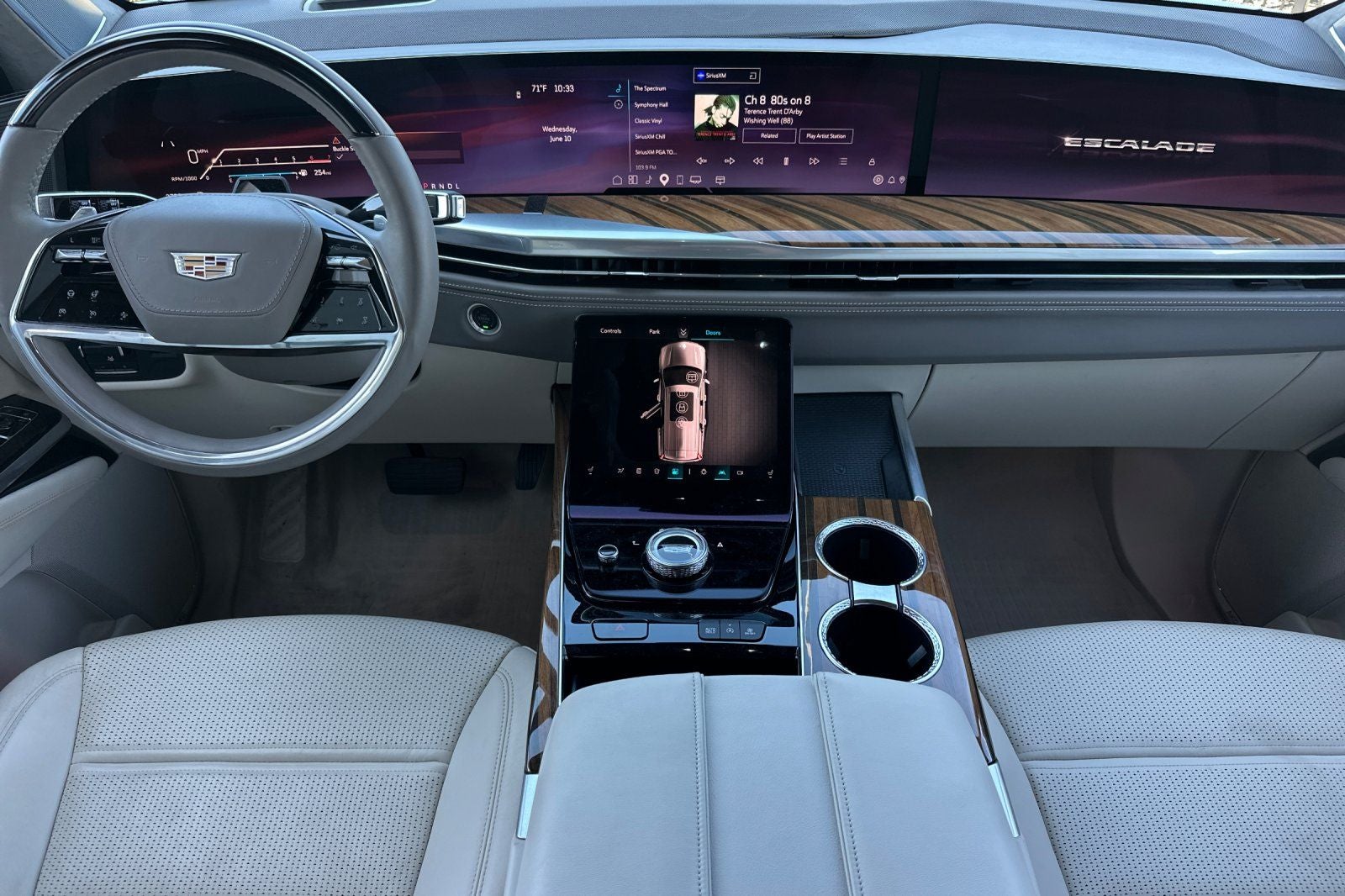 2025 Cadillac Escalade ESV Premium Luxury Platinum