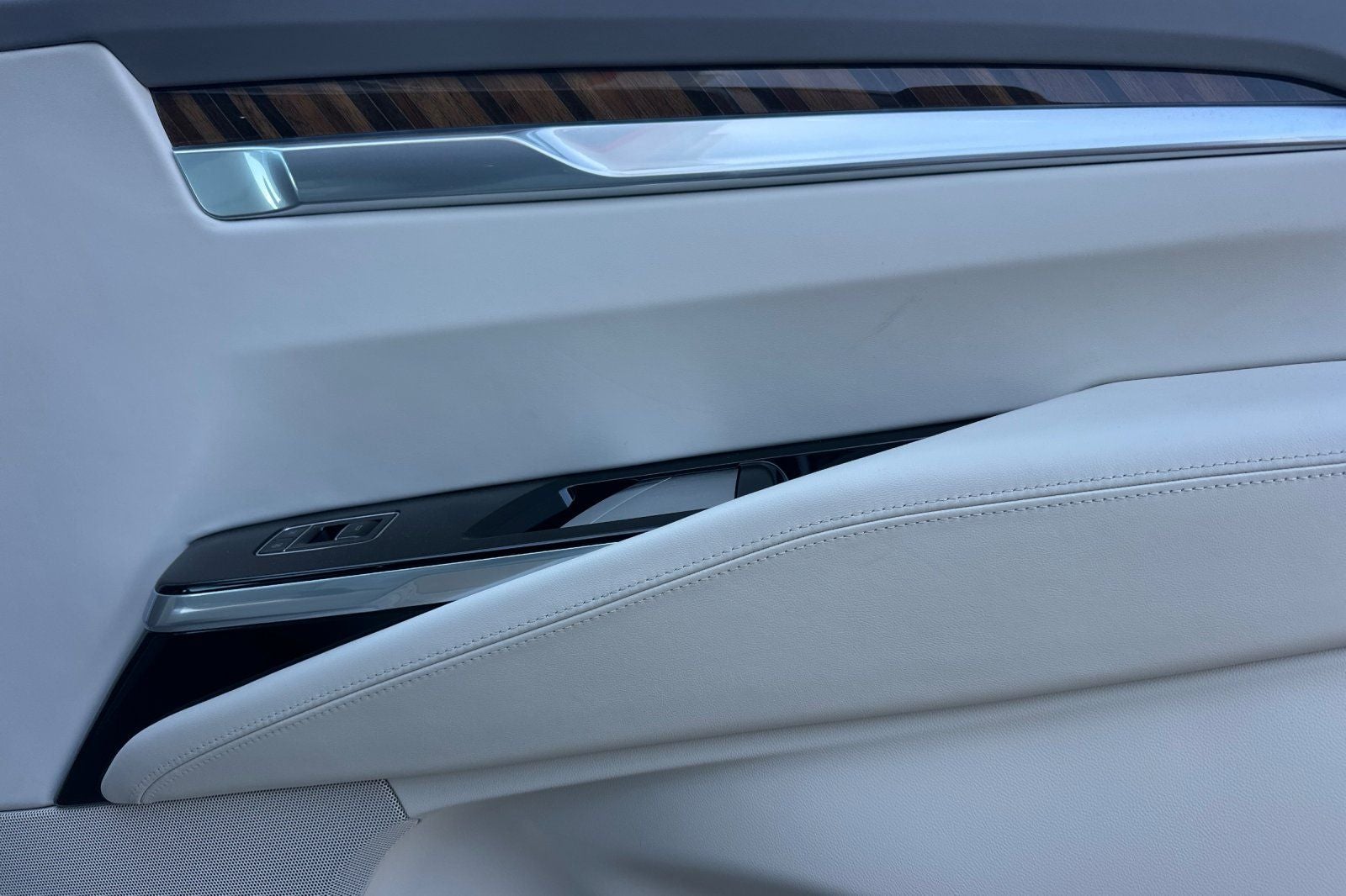 2025 Cadillac Escalade ESV Premium Luxury Platinum