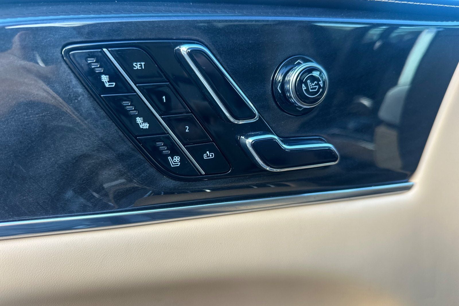 2026 Cadillac ESCALADE IQ Premium Luxury