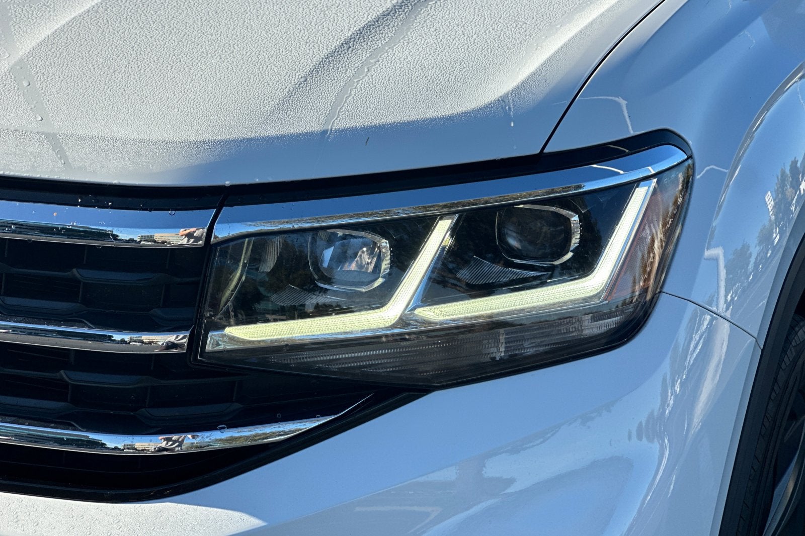 2022 Volkswagen Atlas 3.6L V6 SEL R-Line