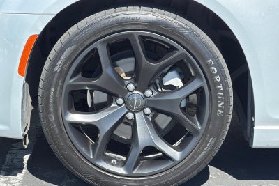 2022 Chrysler 300 Touring