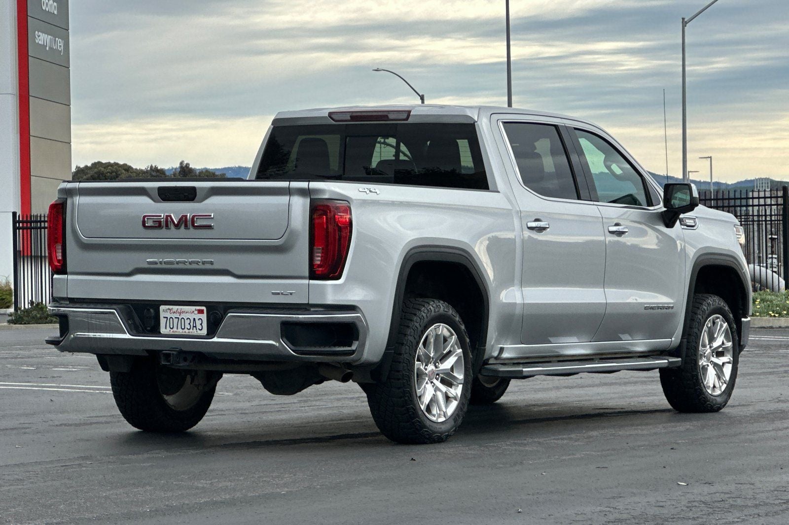 2020 GMC Sierra 1500 SLT