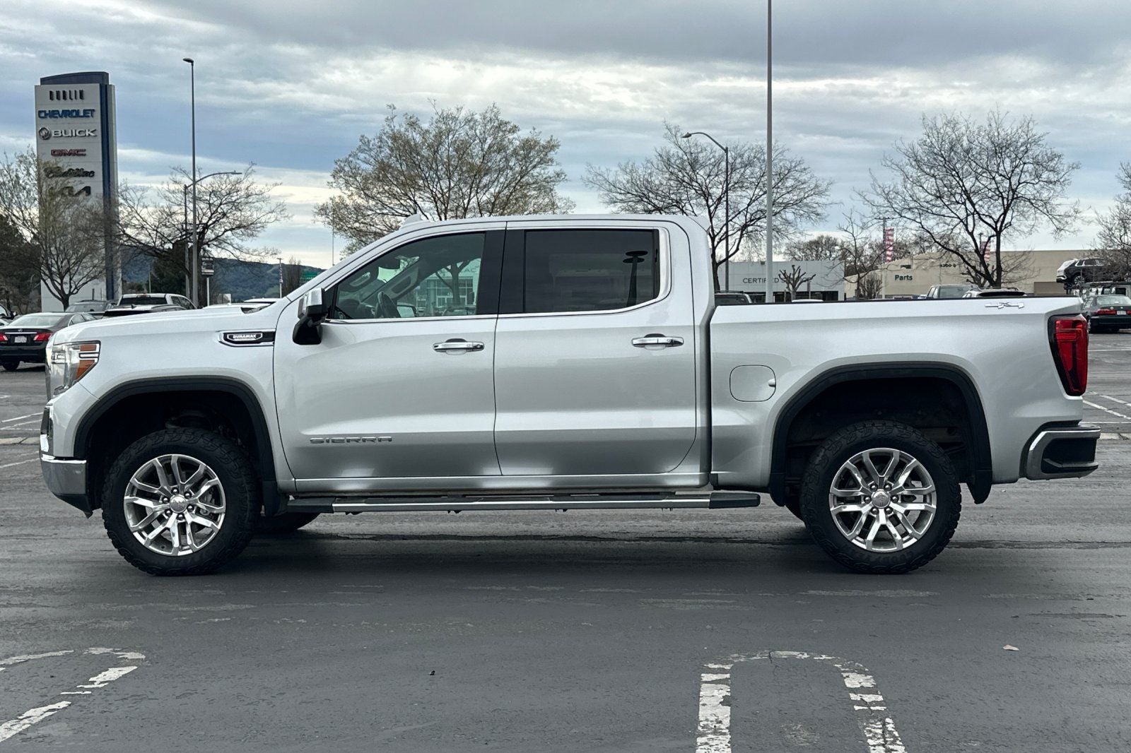 2020 GMC Sierra 1500 SLT