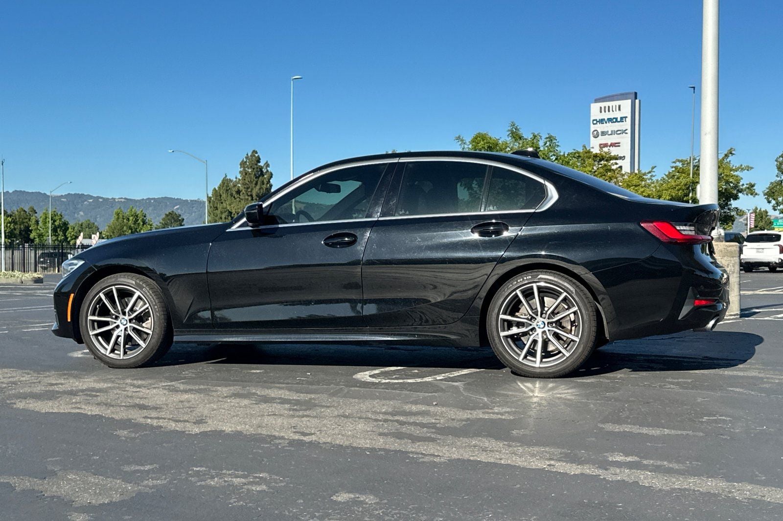 2022 BMW 3 Series 330i