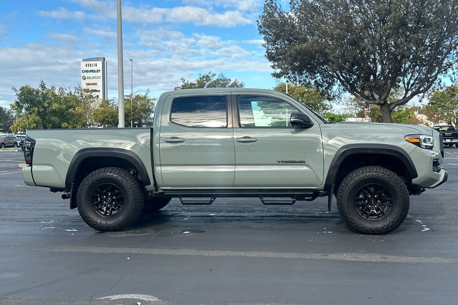 2023 Toyota Tacoma TRD Off-Road V6