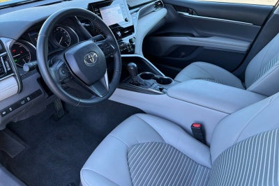 2021 Toyota Camry Hybrid SE