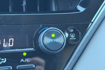 2021 Toyota Camry Hybrid SE