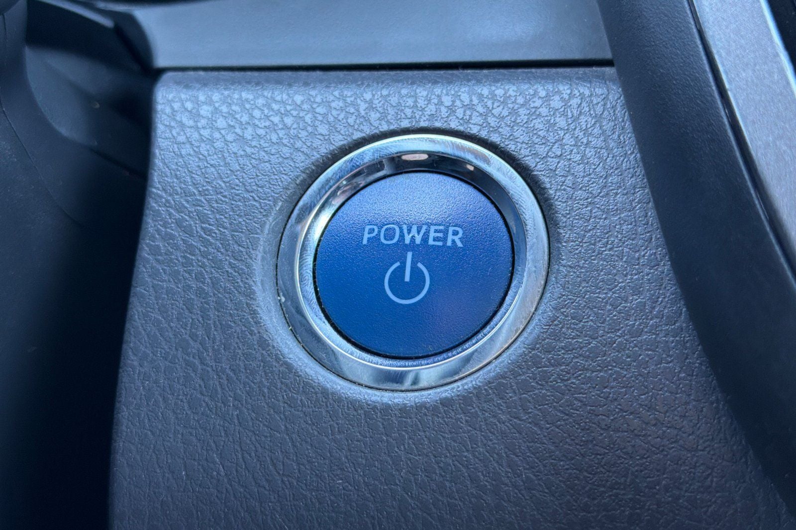 2021 Toyota Camry Hybrid SE