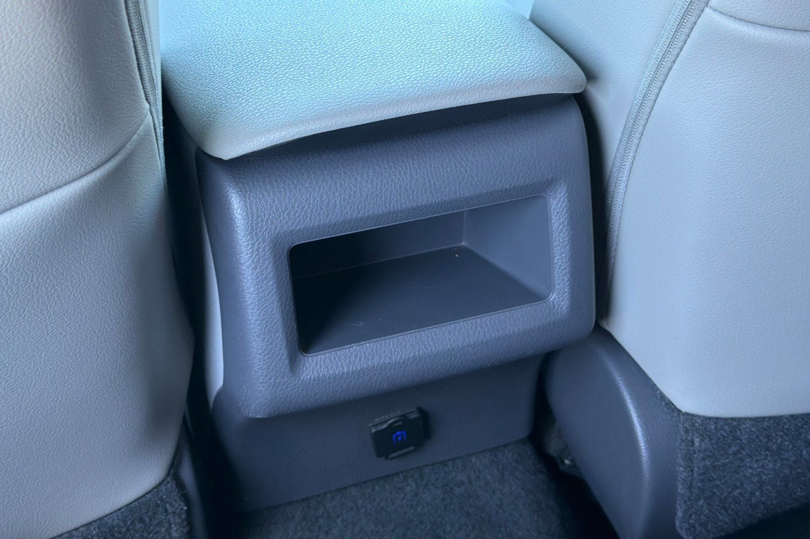 2021 Toyota Camry Hybrid SE