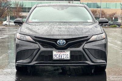 2022 Toyota Camry Hybrid SE