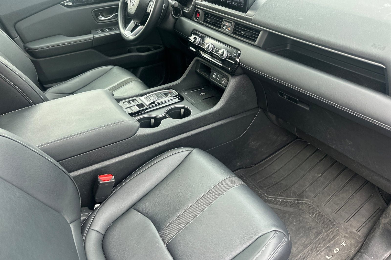 2024 Honda Pilot Touring