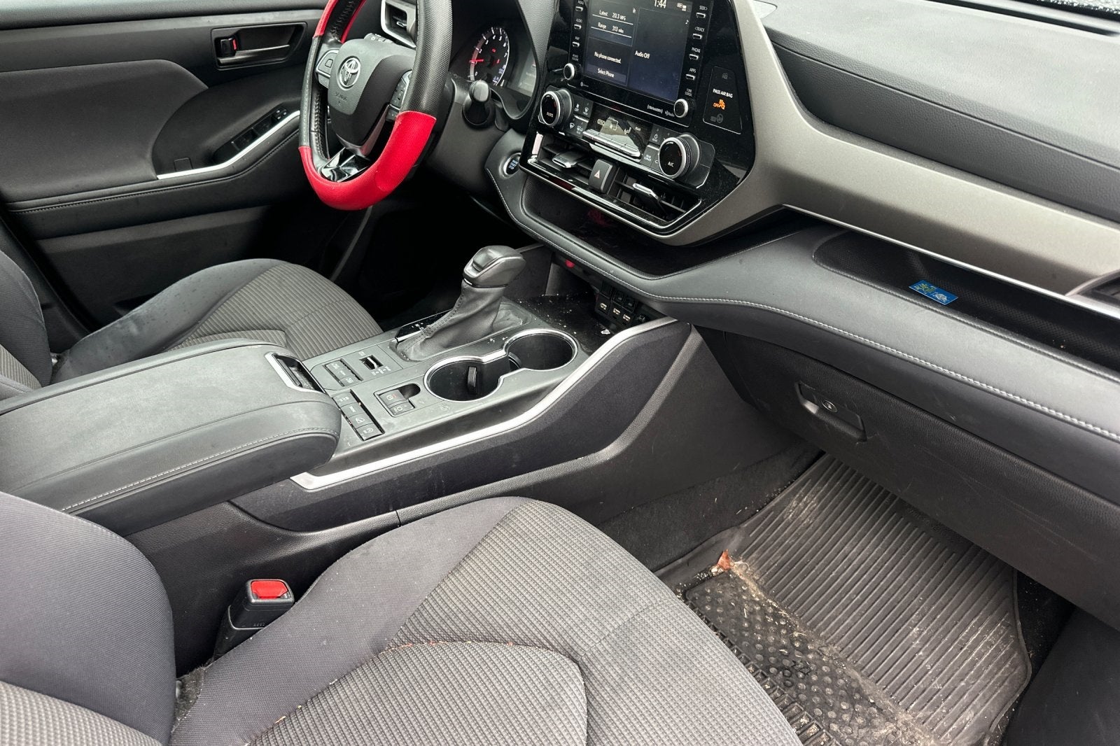 2021 Toyota Highlander LE