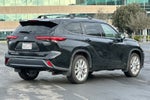 2022 Toyota Highlander Hybrid Limited