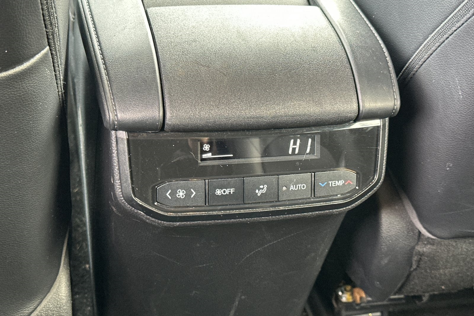 2022 Toyota Highlander Hybrid Limited