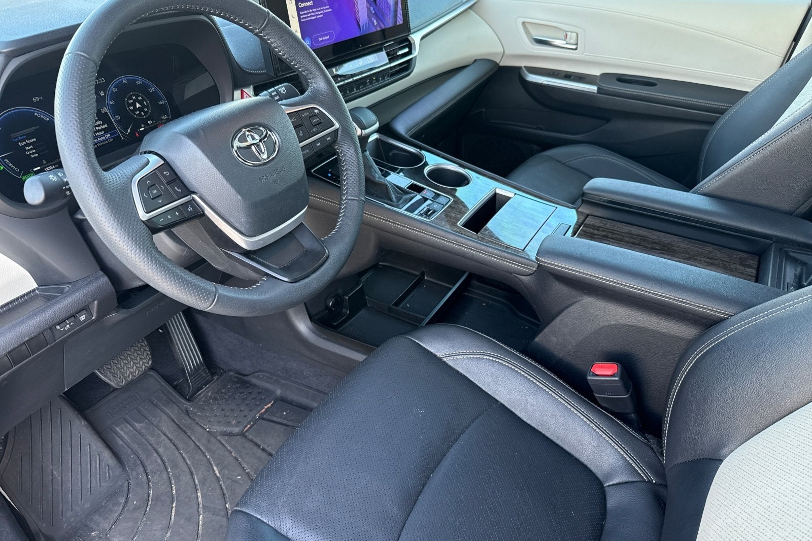 2025 Toyota Sienna Limited 7 Passenger