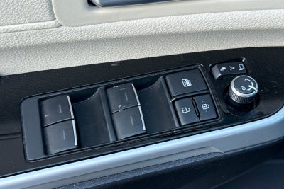 2025 Toyota Sienna Limited 7 Passenger