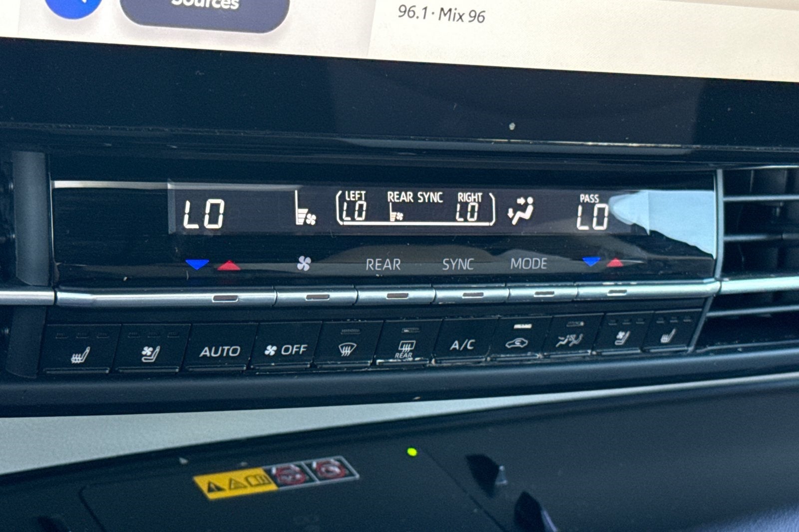 2025 Toyota Sienna Limited 7 Passenger