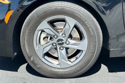 2024 Kia K5 LXS