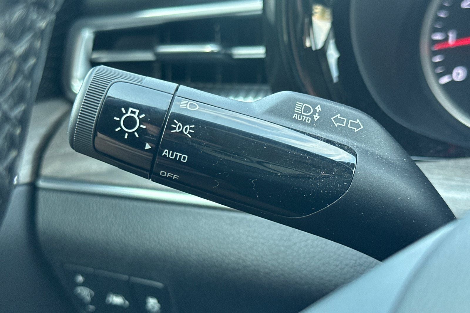2024 Kia K5 EX