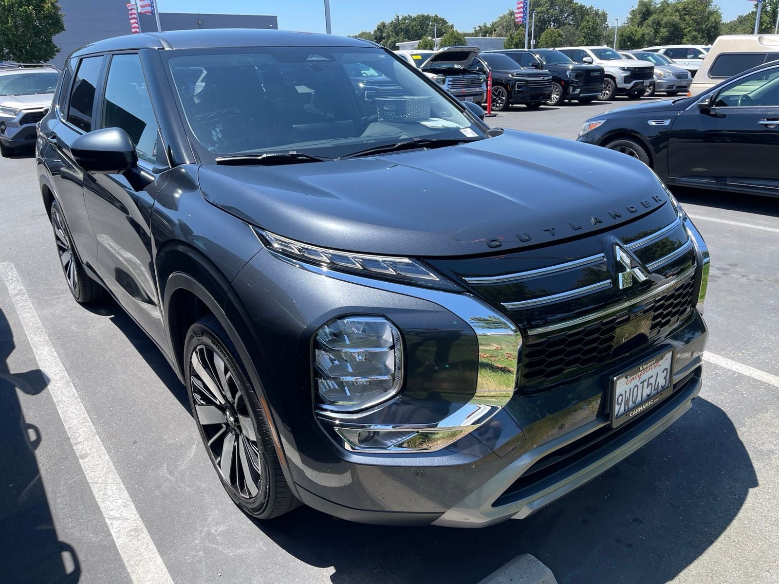 2025 Mitsubishi Outlander SE