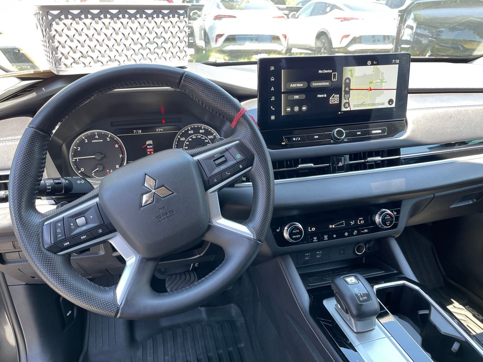 2025 Mitsubishi Outlander SE