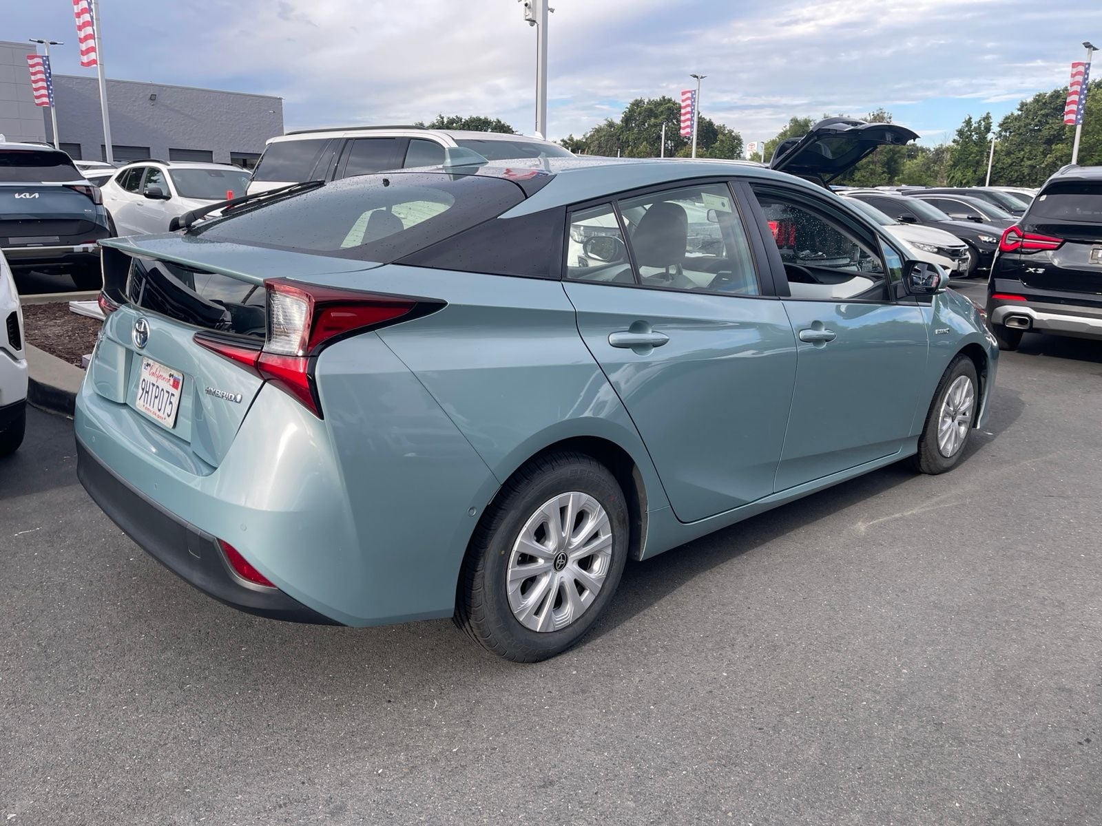 2021 Toyota Prius LE
