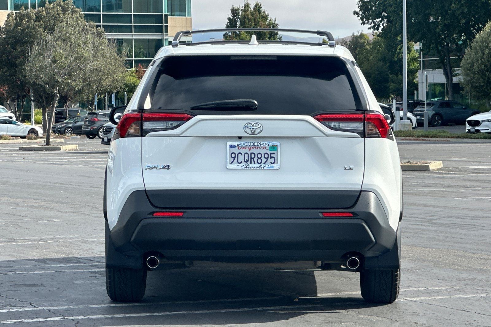 2020 Toyota RAV4 LE