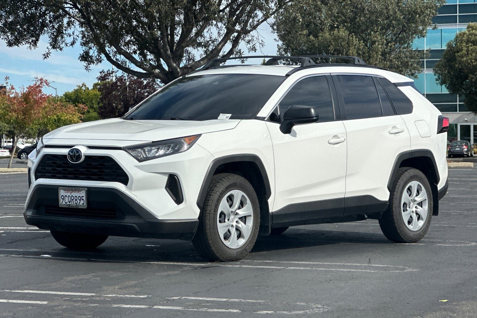 2020 Toyota RAV4 LE