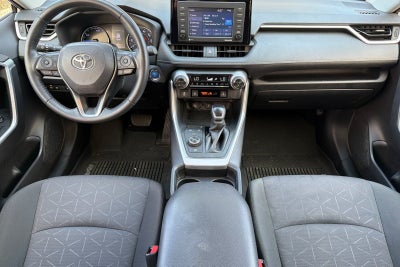 2020 Toyota RAV4 Hybrid XLE